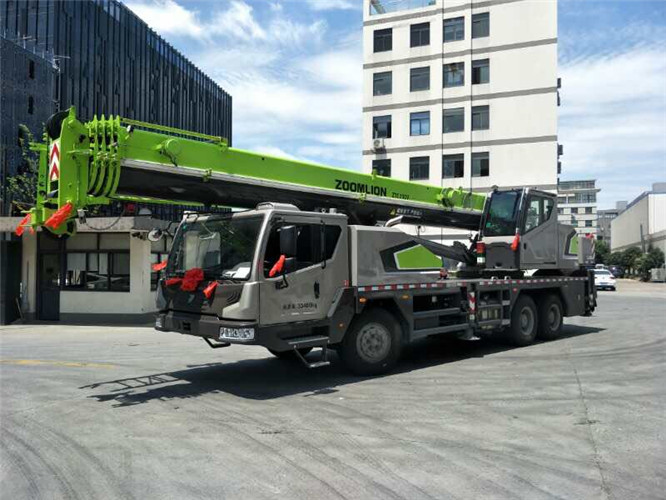 界首市随车吊师傅告诉你租赁随车吊车如何区分吨位