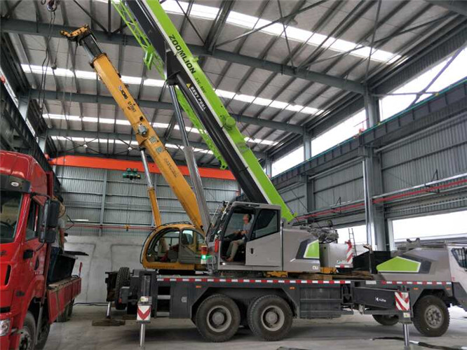 界首市高空车出租需要注意哪些安全事项？